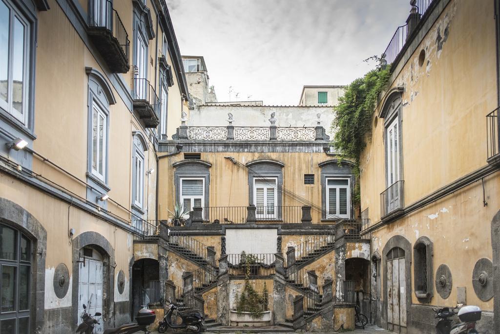 The Church Napoli Phòng bức ảnh